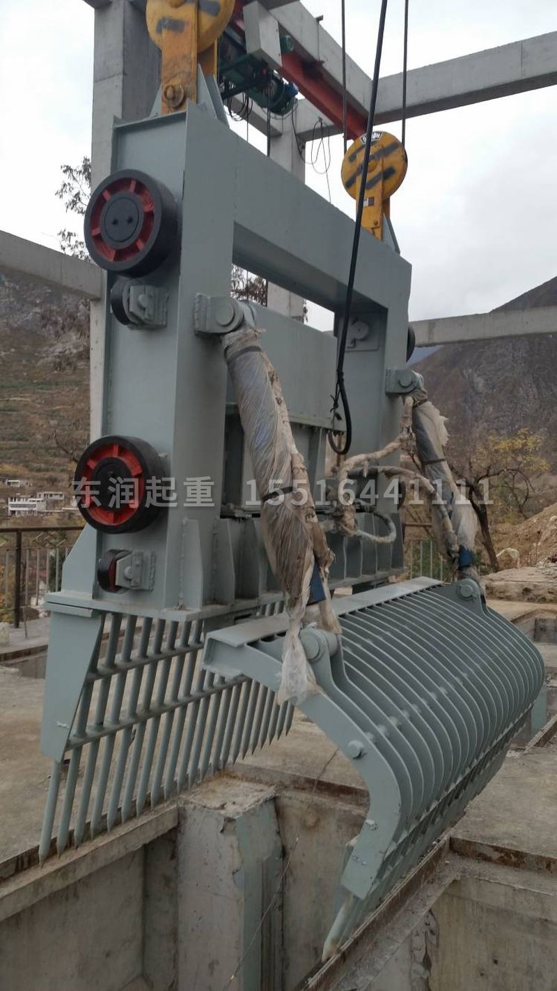 液壓耙斗式清污機(jī)使用現(xiàn)場(chǎng)