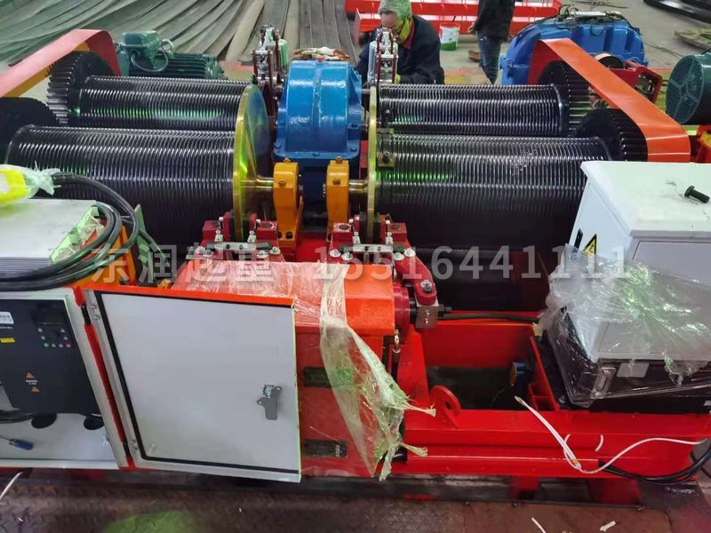 四吊點(diǎn)載人卷?yè)P(yáng)機(jī)